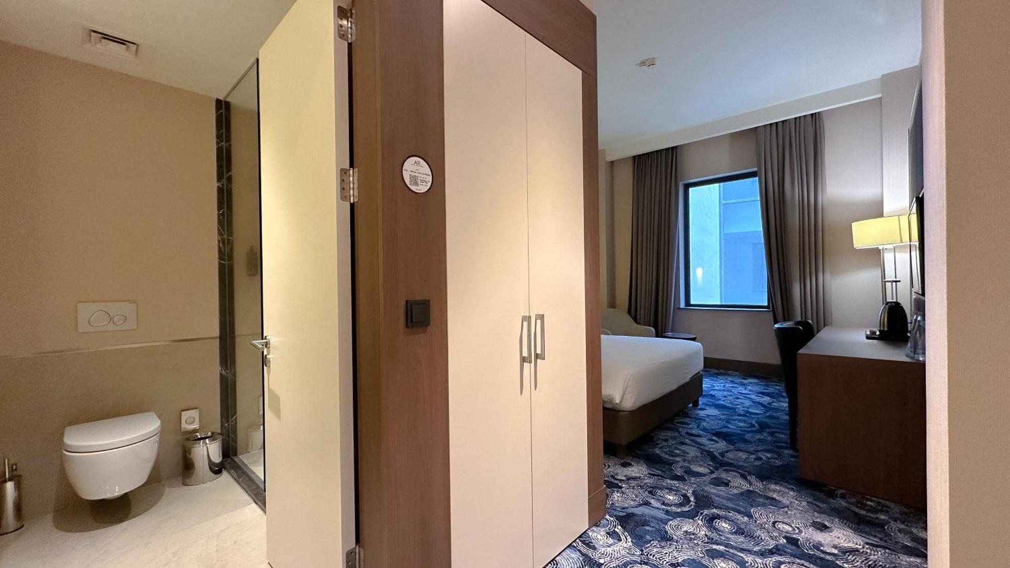 Tbilisi Philharmonic Hotel By Mercure Kamer foto